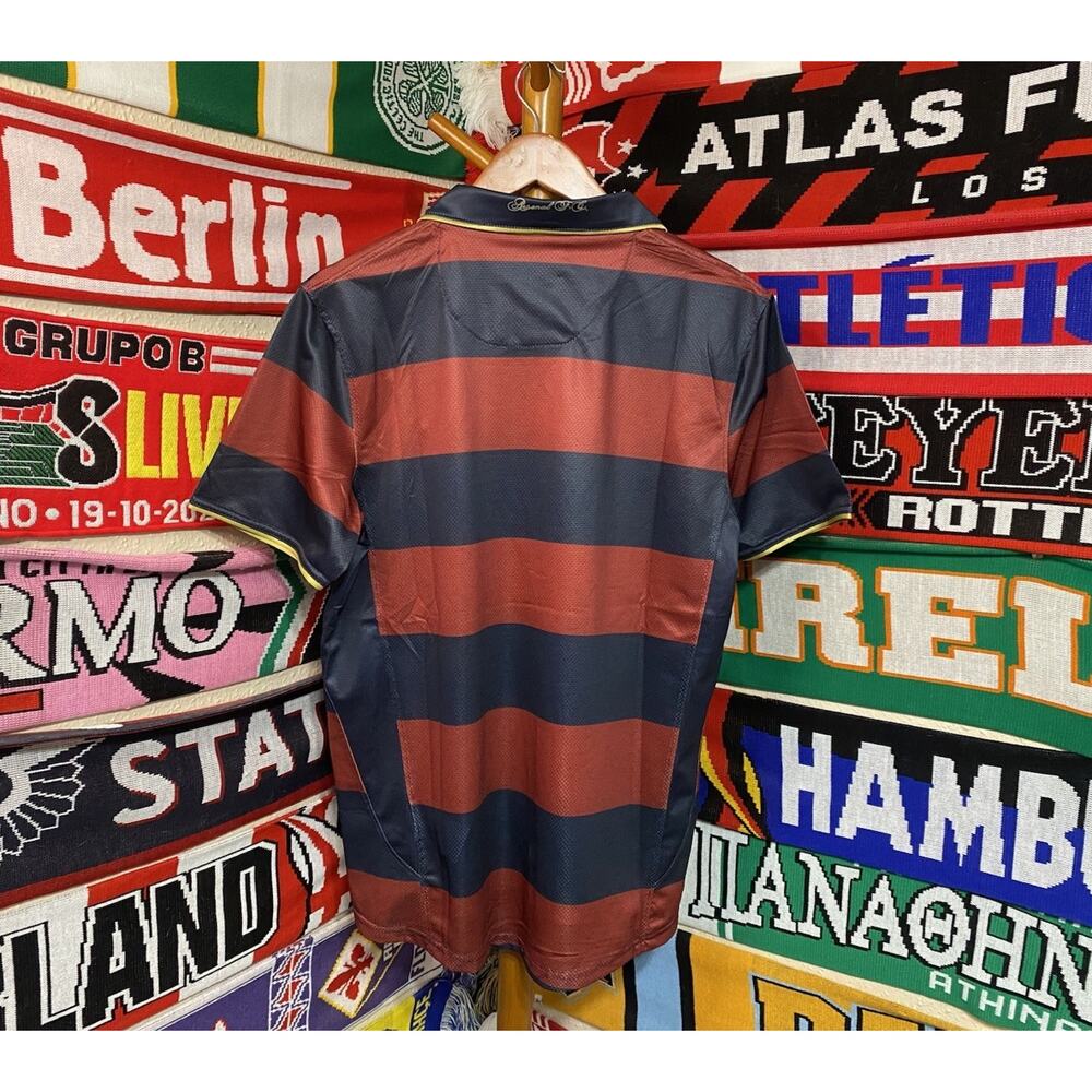 Nike Arsenal Navy and Red Striped Soccer Jersey - Picture 7 of 7